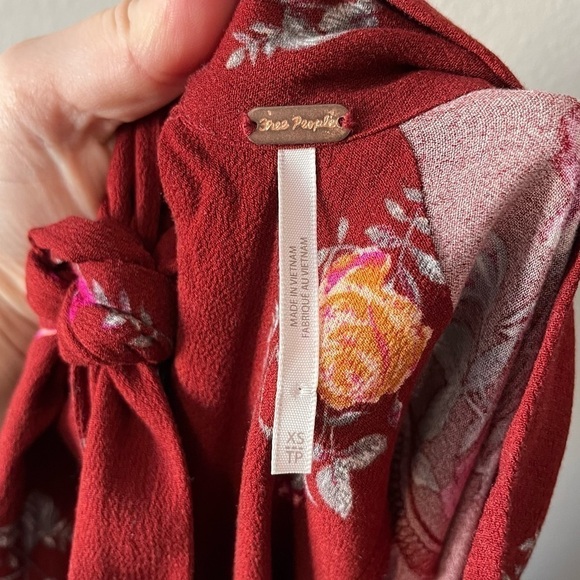 Free People Tate Tunic / Mini Dress Burgundy Vintage Combo Floral Print Size XS - Picture 12 of 14